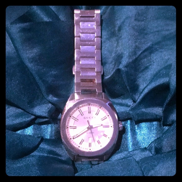 Pristine pre-owned GUCCI watch! - Picture 1 of 6
